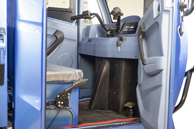 Электротрицикл Rutrike КАРГО Кабина обогрев 1500 грузовой в Тольятти