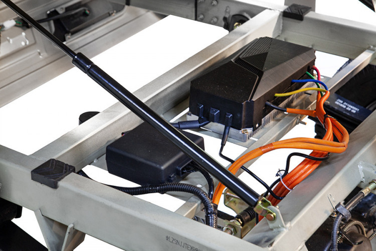 Грузовой электротрицикл Rutrike Эксперт ПРО Плюс 2200 в Тольятти